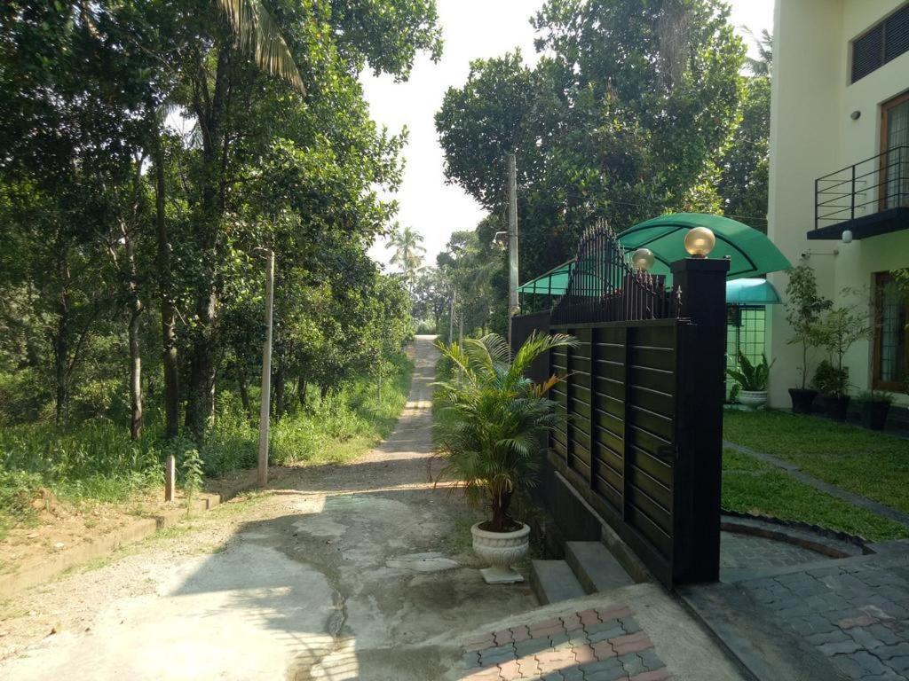 Nelinsa Residence Kandy Luaran gambar